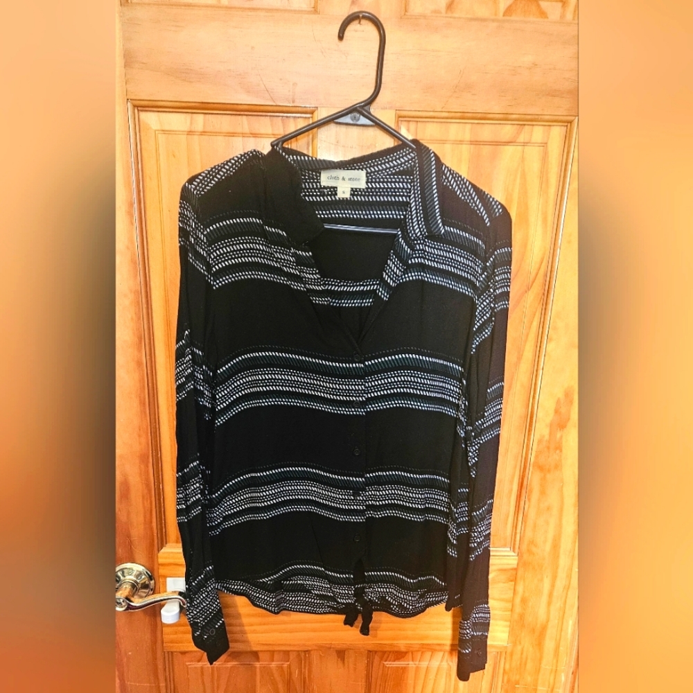 Cloth and Stone tie front shirt